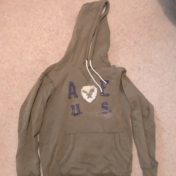 Slightly used American eagle hoodie very warm. - Picture 1 of 1